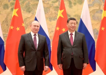 Prezydent Rosji Władimir Putin i przewodniczący Chińskiej Republiki Ludowej Xi Jinping na spotkaniu podczas XXIV Zimowych Igrzysk Olimpijskich w Pekinie, 4 lutego 2022 roku. Aut. en.kremlin.ru