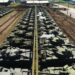 Czołgi stojące w rosyjskim składzie przechowywania fot wikimapia