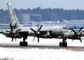Bombowiec Tu-95M z pociskami Ch-101 fot. wikimedia