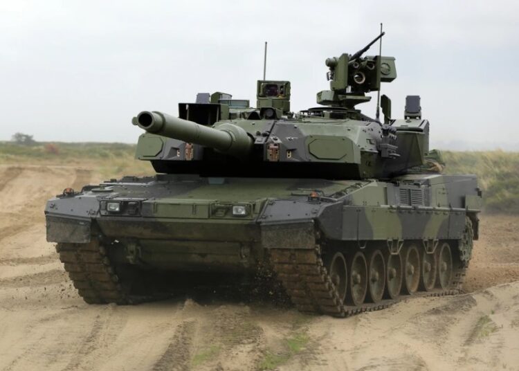 Leopard 2A7, który jest obecnie najnowszym istniejącym niemieckim czołgiem rodziny Leopard. Fot. KMW