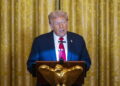 Prezydent Donald Trump, zapowiedział, że Indie odejdą od zakupu rosyjskiej ropy. Fot.: PAP / EPA / Jim Lo Scalzo
