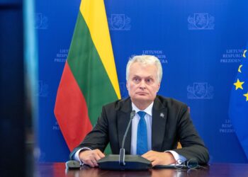 Gitanas Nausėda prezydent Litwy. Jego doradca ds. bezpieczeństwa narodowego, Deividas Matulionis stwierdził, że kraj jest w kryzysie w związku z użyciem przez Białoruś balonów meteorologicznych do działań hybrydowych. Już czterokrotnie zamykano lotnisko w Wilnie. Fot.: Kancelaria Prezydenta Litwy